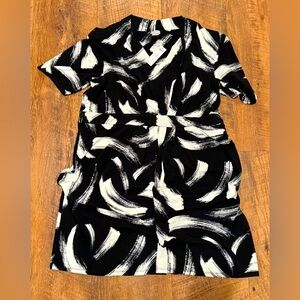 CHICO’S Size 4 18/20 NWT V-Neck Monochrome Brushstroke Pleated Front/Back Dress